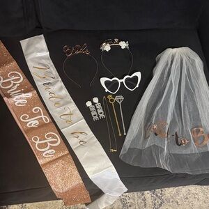 Bridal Party Accessories Set with Sashes and Veil